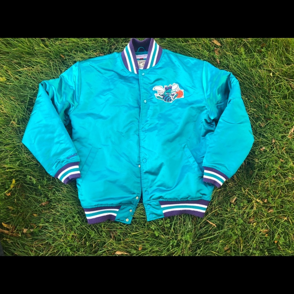 Mitchell an ness jacket